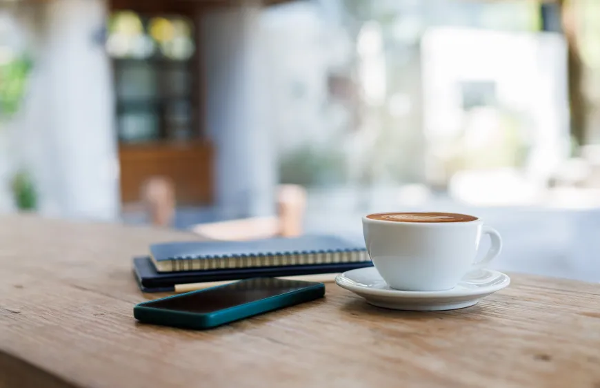 Kaffee im Büro der Avolo AG